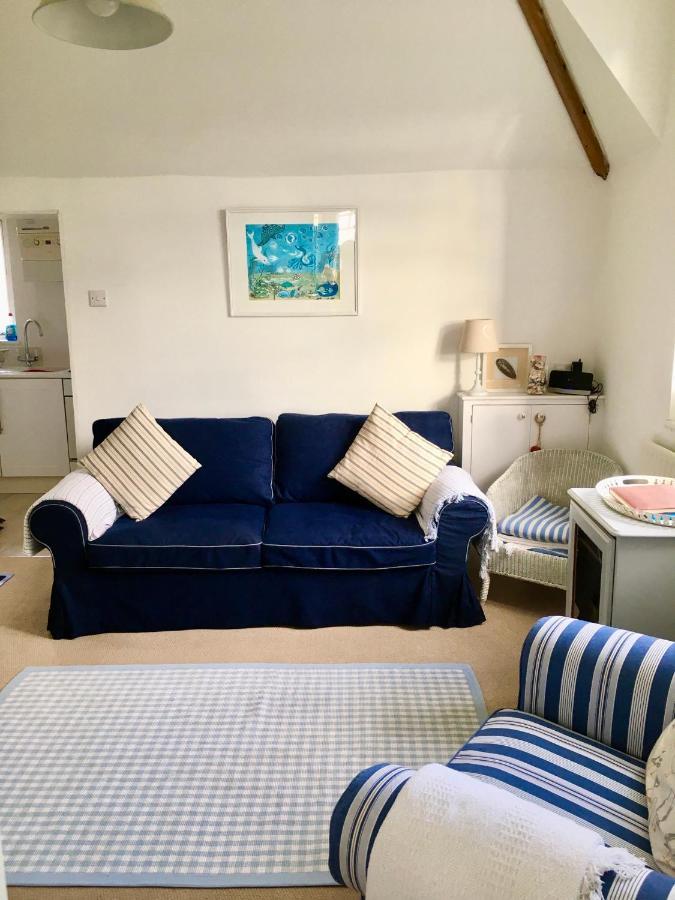 شقة Lyme Regis Renovated Period Seaside Flat المظهر الخارجي الصورة