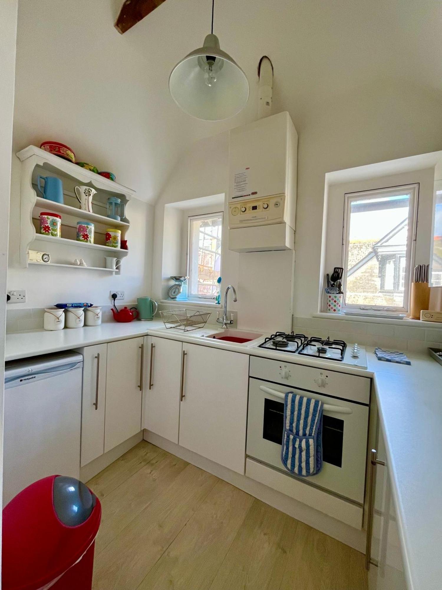 شقة Lyme Regis Renovated Period Seaside Flat المظهر الخارجي الصورة