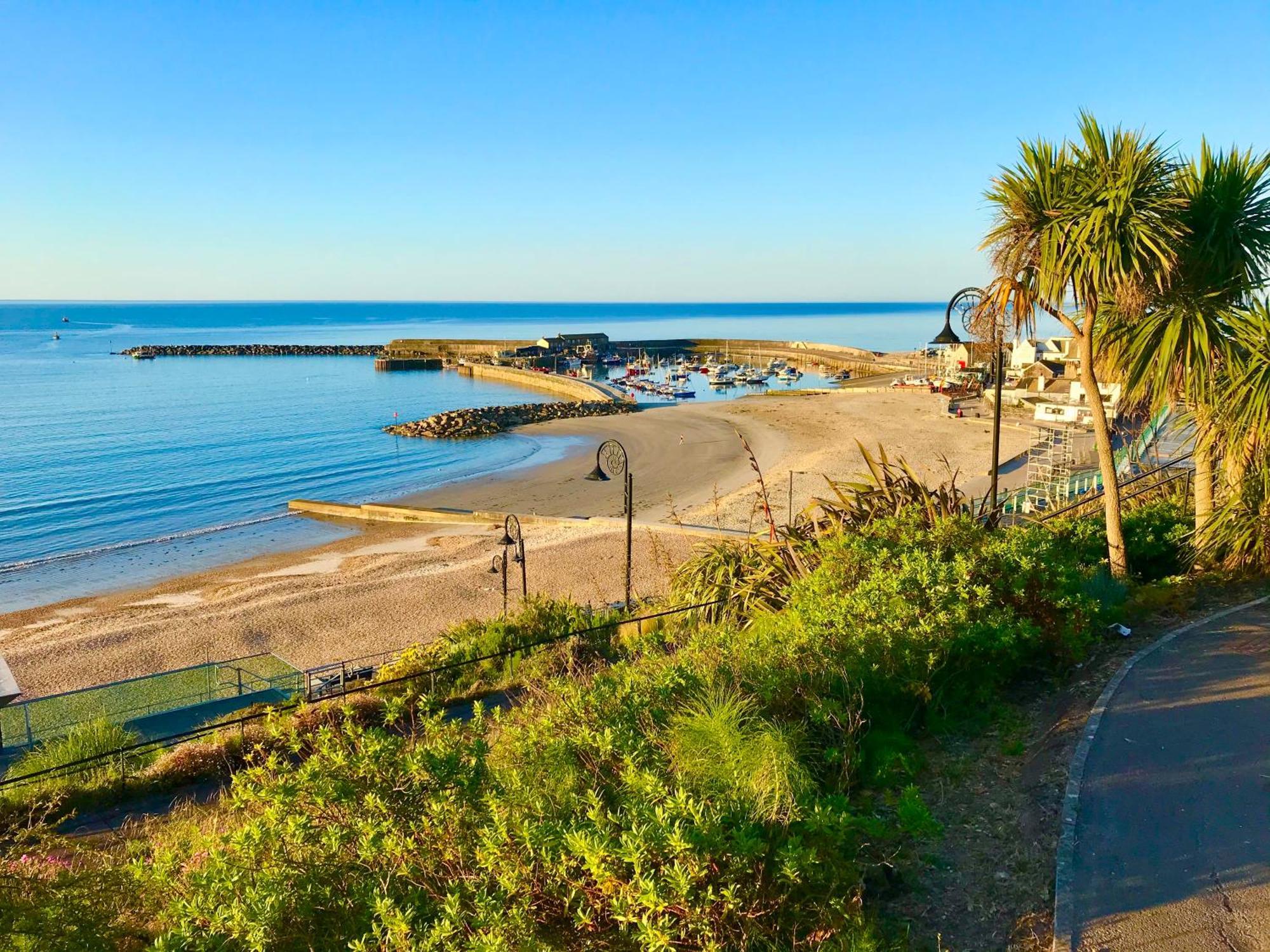 شقة Lyme Regis Renovated Period Seaside Flat المظهر الخارجي الصورة